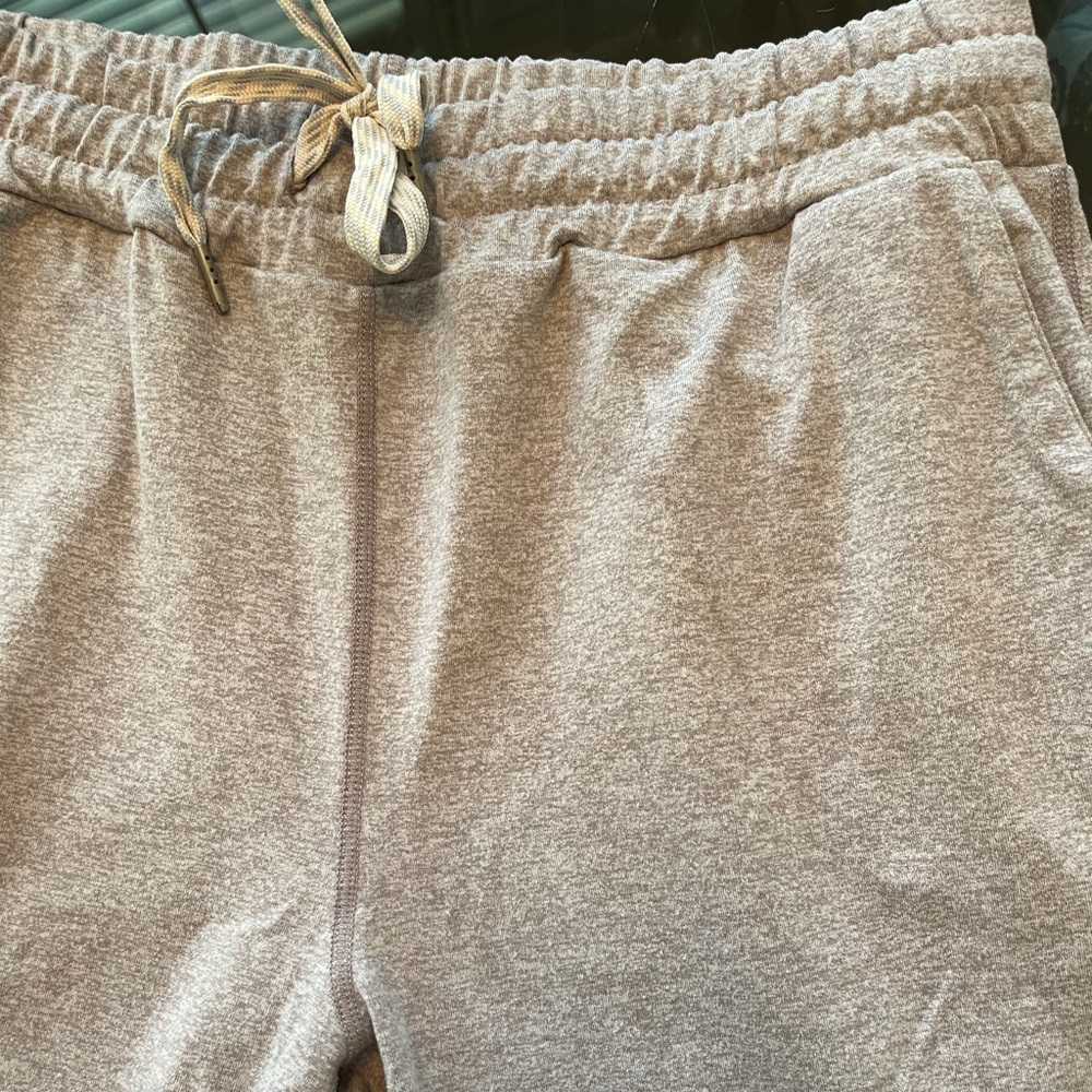 Vuori Women’s Performance Jogger SOLD OUT